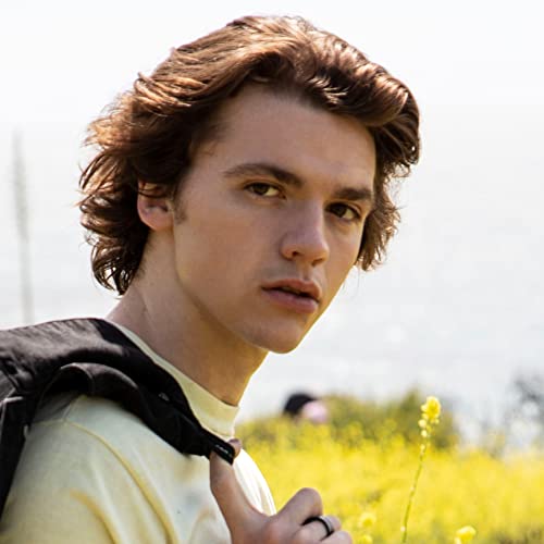 Joel Courtney