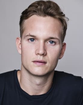 Seb Carrington