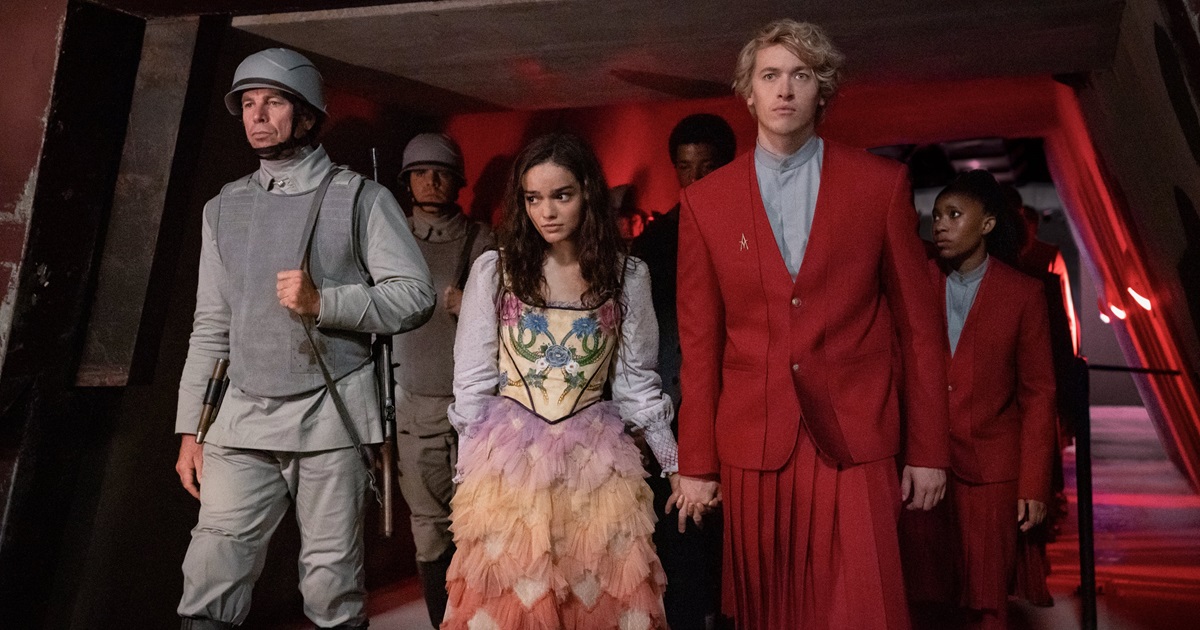 پوستر فیلم بازیهای گرسنگی: تصنیف پرندگان آوازخوان و مارها