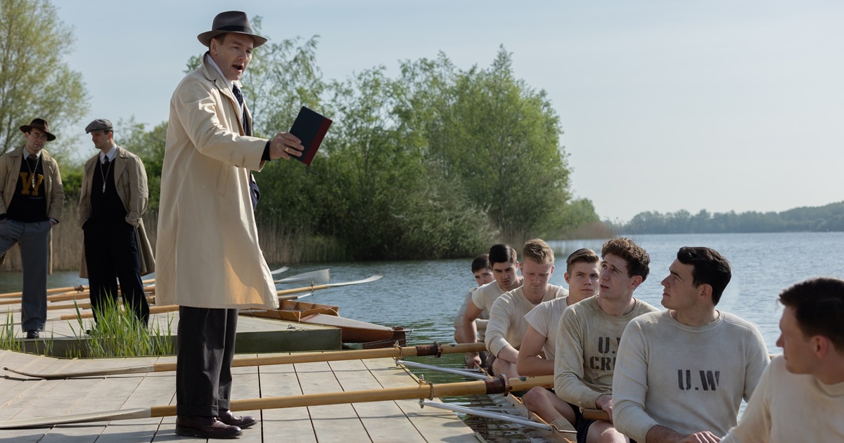 پسران در قایق