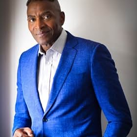 Carl Lumbly