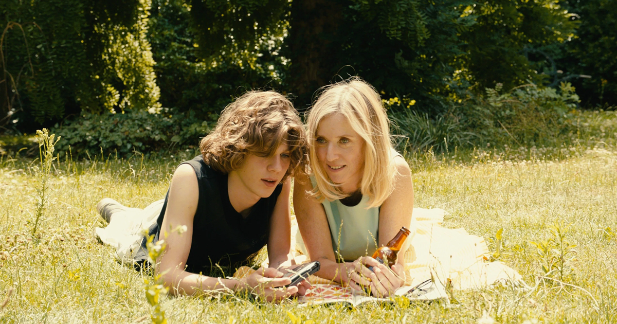 تابستانی که اسرار، احساسات و تصمیمات غیرمنتظره را در خود جای داده است