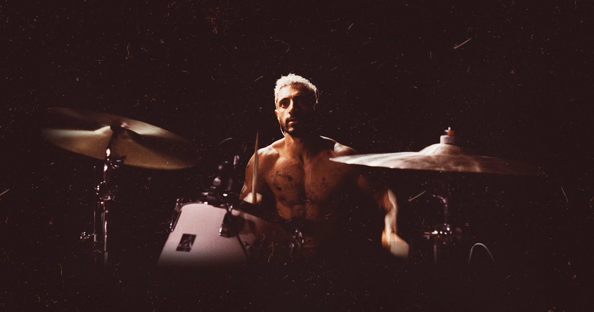 یک درامر ناشنوا با تغییرات زندگی‌اش کنار می‌آید